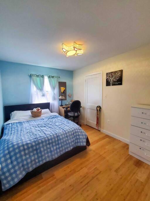 5 Star Room/Close To Town Center And Everything/5 Min Walk Metro Роквіль Екстер'єр фото